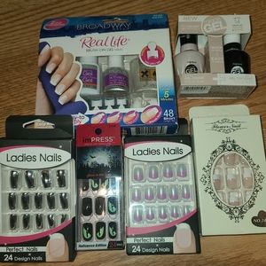 BRAND NEW 💥 DIY Nail set all of everything has not been used or opened!